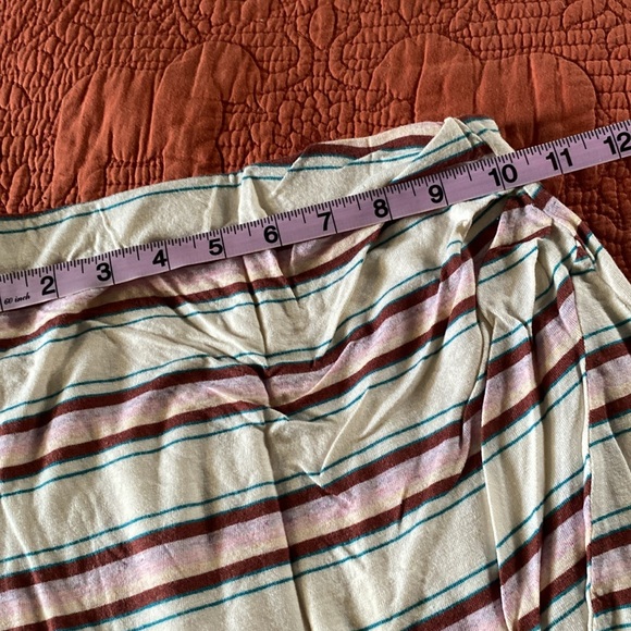 Free Lpeople mini skirt set. So comfy and soft! Long armpit opening...typical - Picture 7 of 9